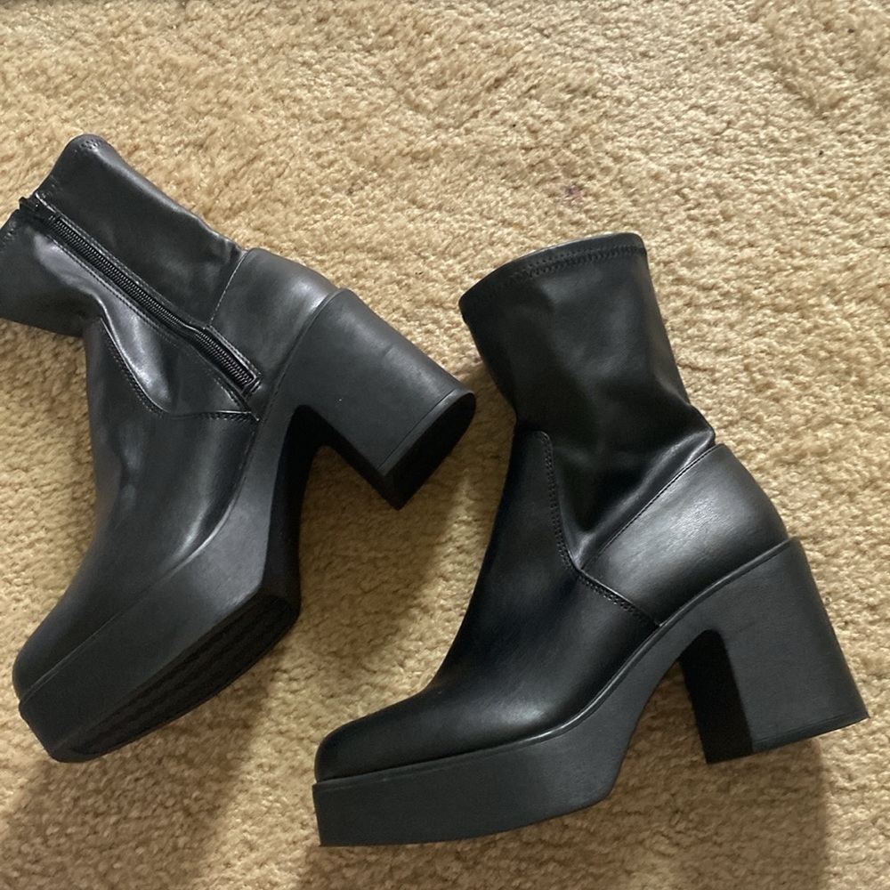 Aldo Platform Boots
